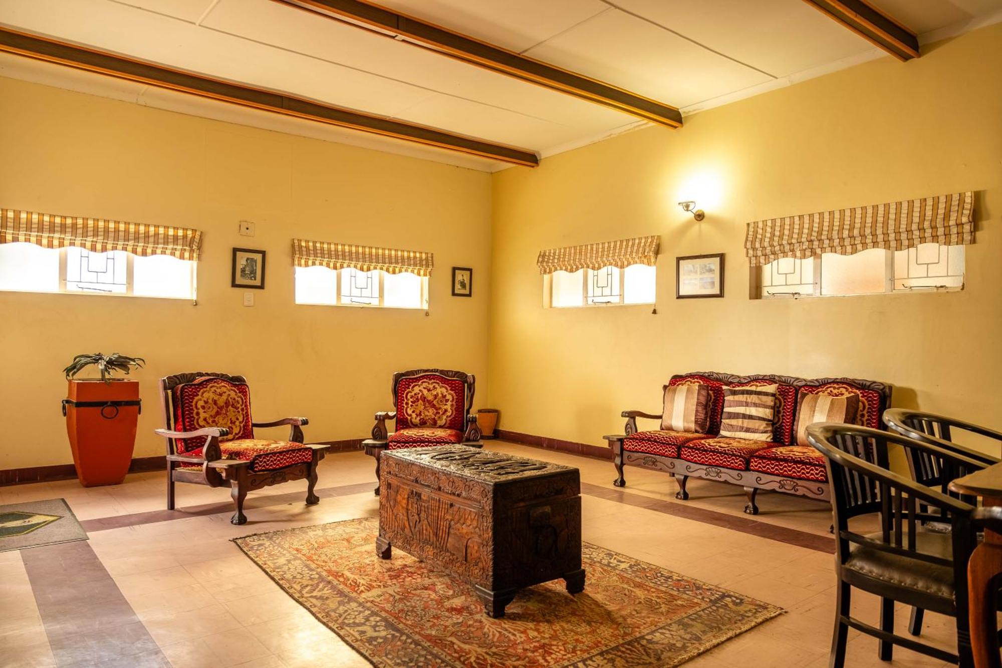 Karoo Country Inn Middelburg  Dış mekan fotoğraf