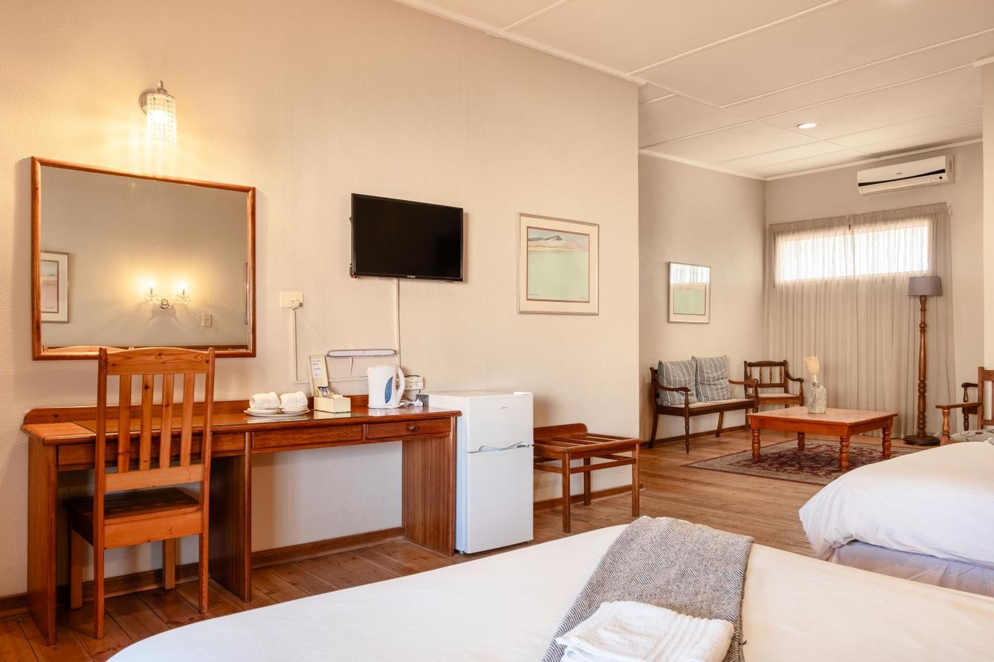 Karoo Country Inn Middelburg  Dış mekan fotoğraf