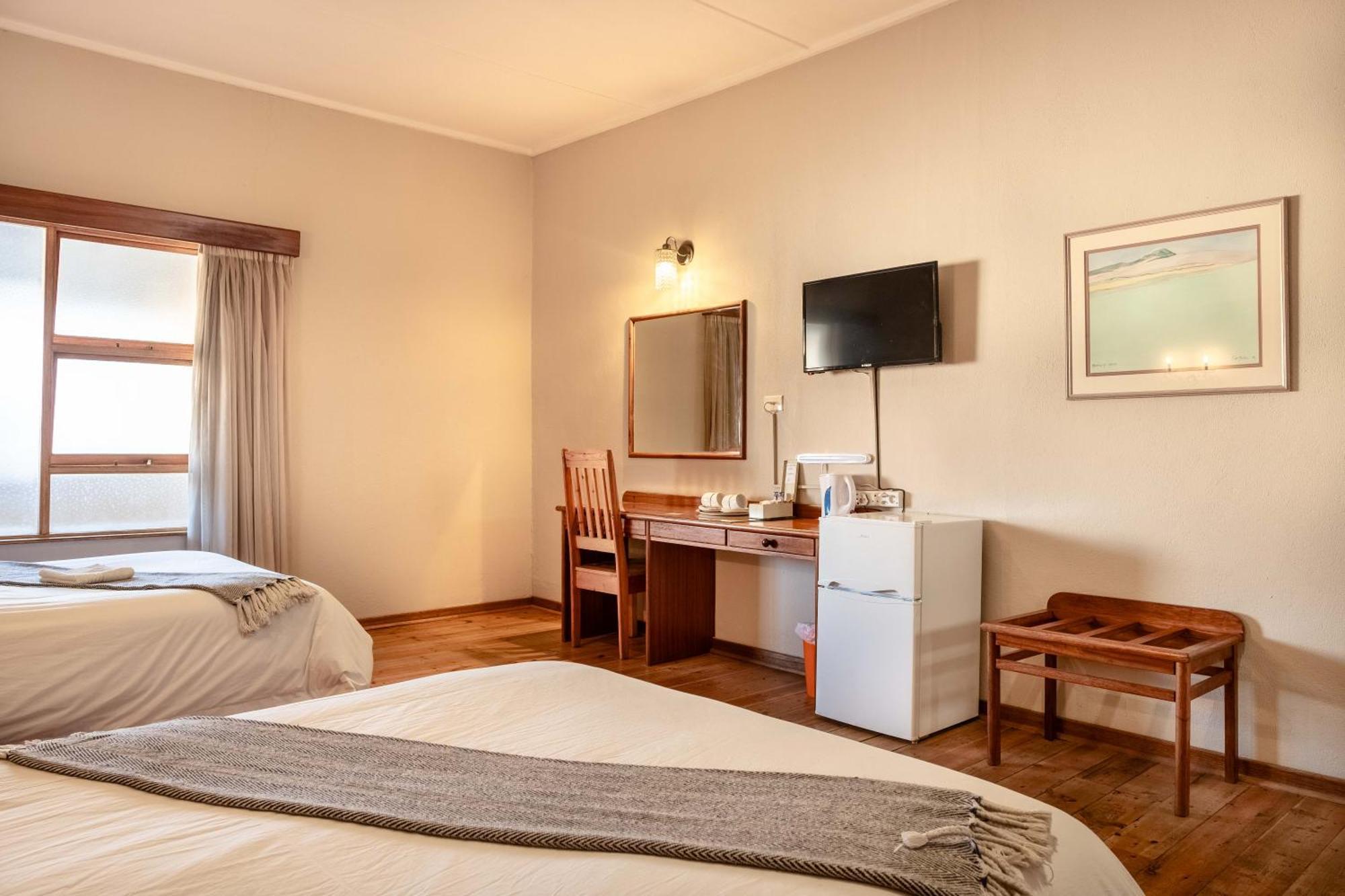 Karoo Country Inn Middelburg  Dış mekan fotoğraf